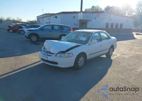 1999 Honda Accord Lx z USA, uszkodzony, nr VIN 1HGCG5548XA139106